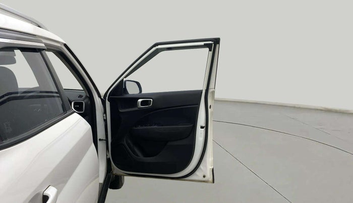 2021 Hyundai VENUE S 1.2, Petrol, Manual, 59,503 km, RHS Front Door