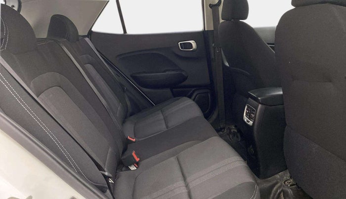 2021 Hyundai VENUE S 1.2, Petrol, Manual, 59,503 km, Right Side Rear Door Cabin