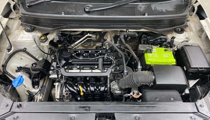 2021 Hyundai VENUE S 1.2, Petrol, Manual, 59,503 km, Engine View