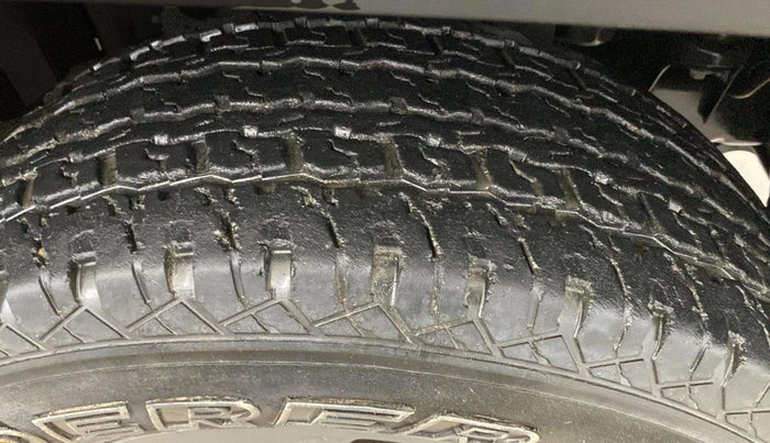 2021 Mahindra Thar LX PETROL HT 4WD AT, Petrol, Automatic, 43,937 km, Right Front Tyre Tread