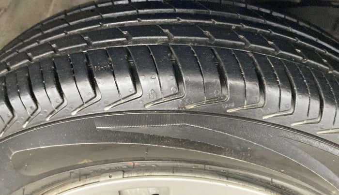 2023 Maruti New Wagon-R LXI CNG 1.0, CNG, Manual, 55,494 km, Right Front Tyre Tread