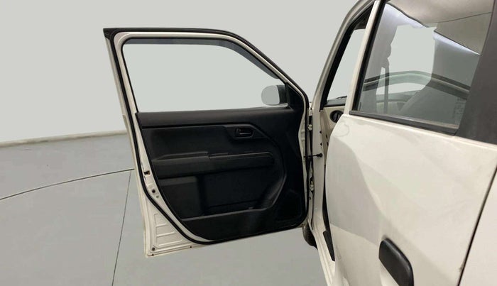 2023 Maruti New Wagon-R LXI CNG 1.0, CNG, Manual, 55,494 km, LHS Front Door