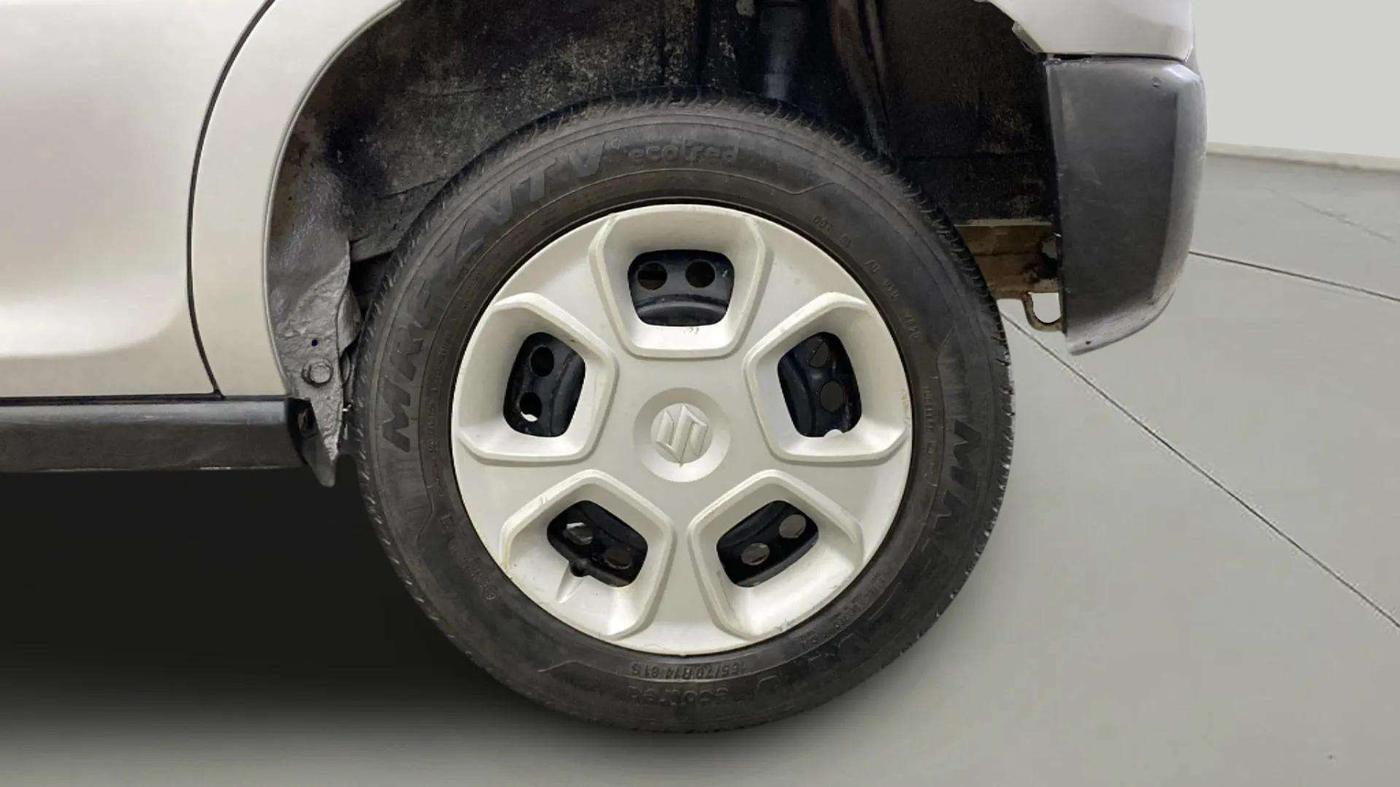 2020 Maruti S PRESSO VXI, Petrol, Manual, 39,067 km, Left Rear Wheel