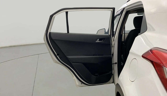 2016 Hyundai Creta SX PLUS 1.6 PETROL, Petrol, Manual, 50,117 km, LHS Rear Door