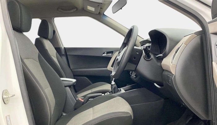 2016 Hyundai Creta SX PLUS 1.6 PETROL, Petrol, Manual, 50,117 km, Right Side Front Door Cabin