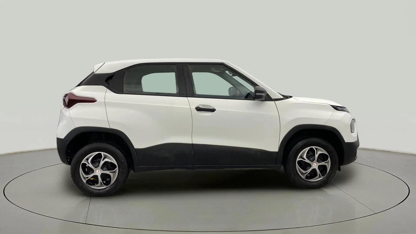 2023 Tata PUNCH PURE MT, Petrol, Manual, 37,043 km, Right Side View