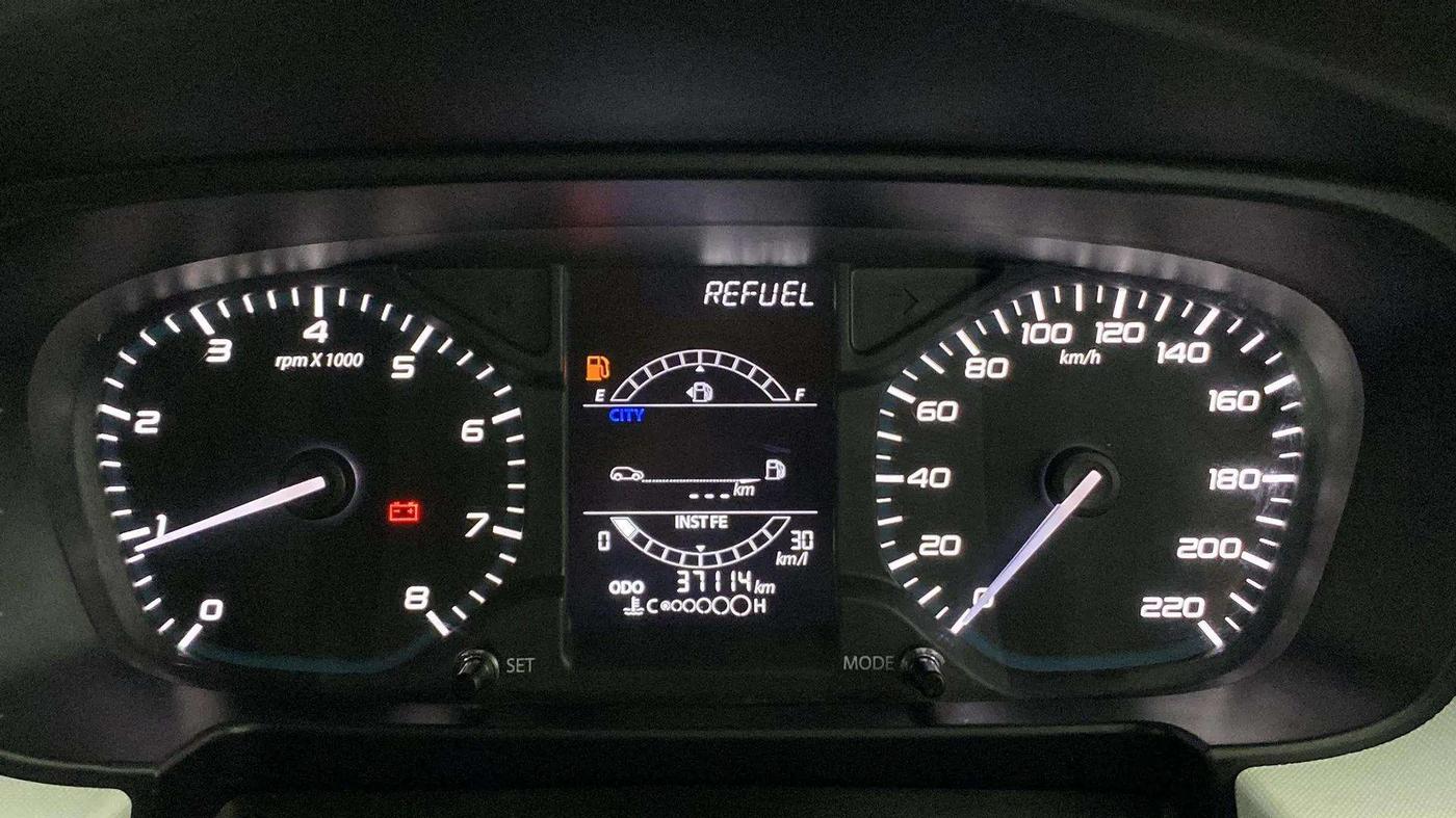 2023 Tata PUNCH PURE MT, Petrol, Manual, 37,043 km, Odometer Image