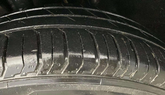 2023 Tata PUNCH PURE MT, Petrol, Manual, 37,043 km, Left Rear Tyre Tread