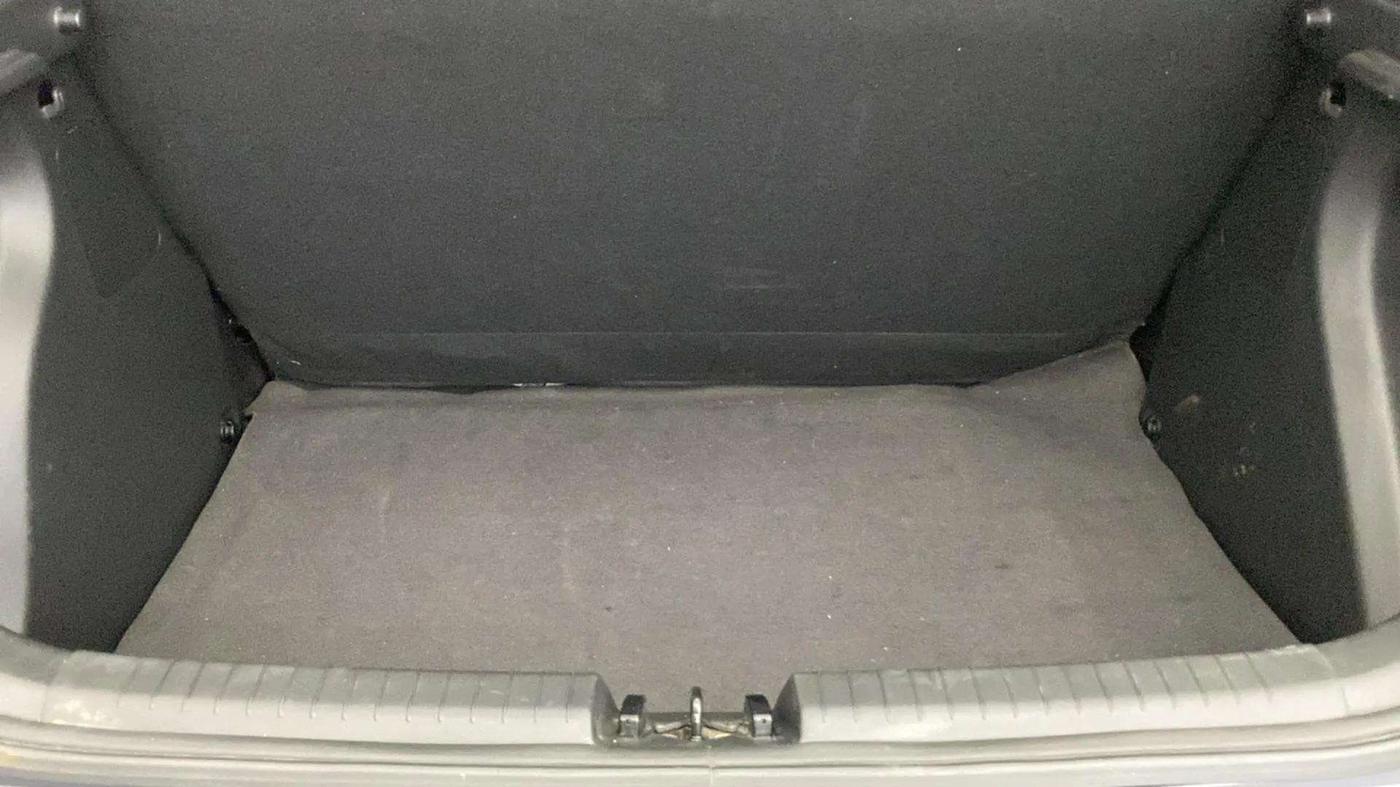 2018 Hyundai Elite i20 MAGNA EXECUTIVE 1.2, Petrol, Manual, 13,949 km, Boot Inside
