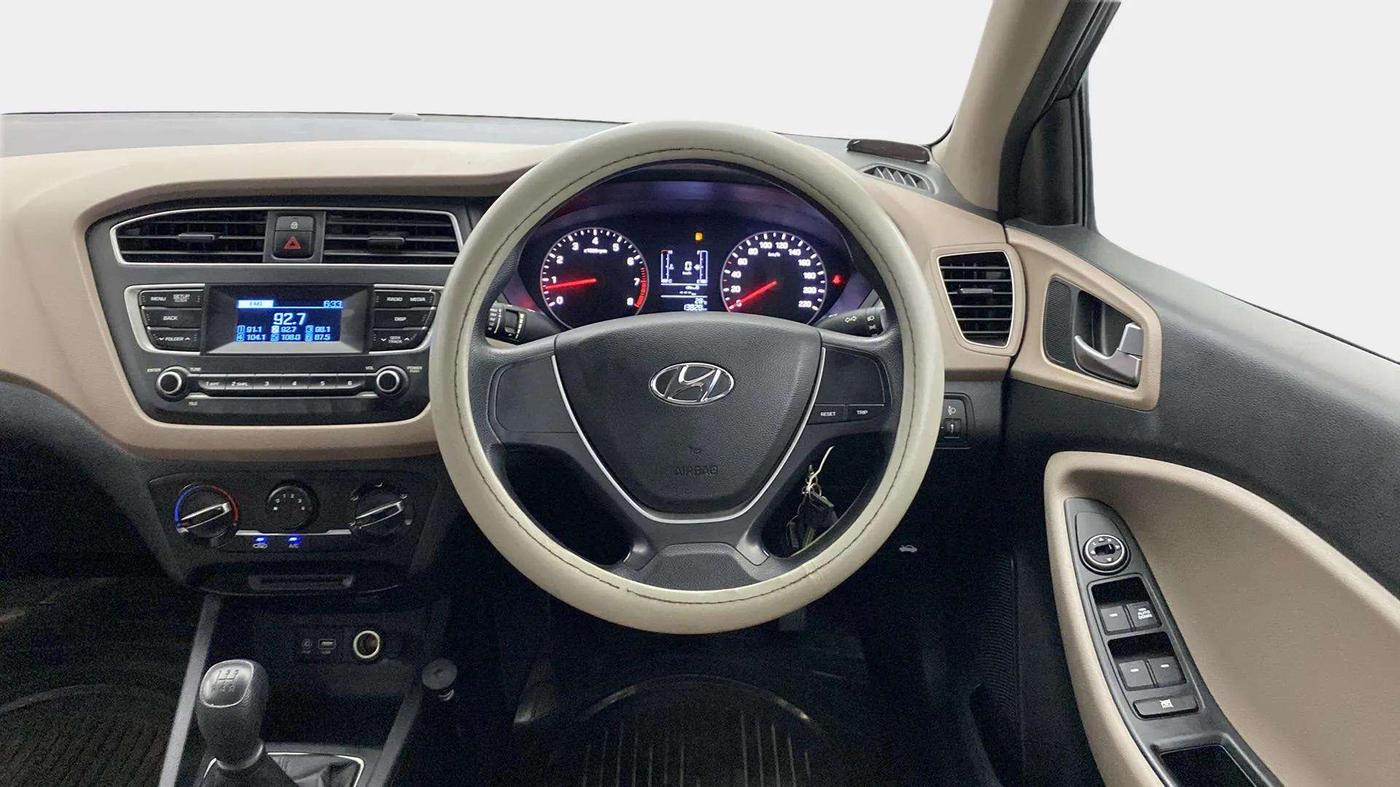 2018 Hyundai Elite i20 MAGNA EXECUTIVE 1.2, Petrol, Manual, 13,949 km, Steering Wheel Close Up
