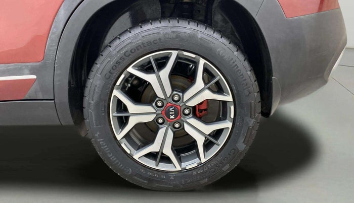 2019 KIA SELTOS HTX 1.5 PETROL DUAL TONE, Petrol, Manual, 74,053 km, Left Rear Wheel