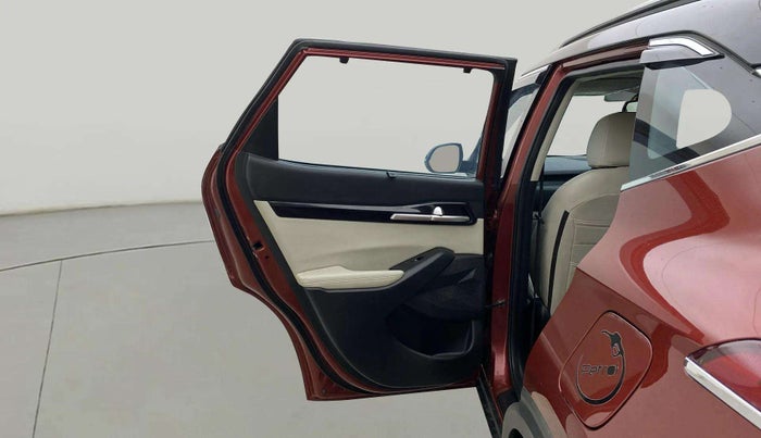 2019 KIA SELTOS HTX 1.5 PETROL DUAL TONE, Petrol, Manual, 74,053 km, LHS Rear Door