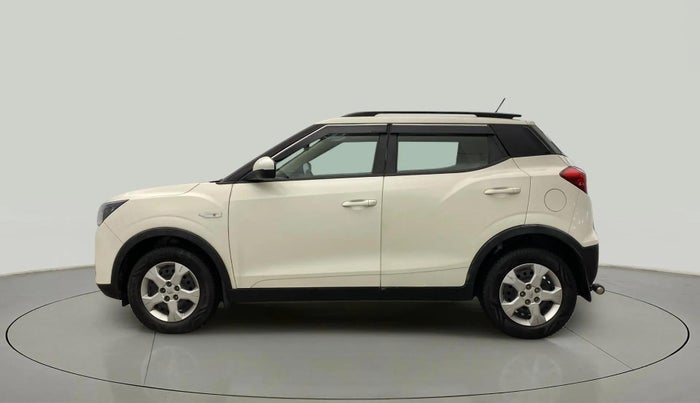 2022 Mahindra XUV300 W6 1.2 PETROL AMT, Petrol, Automatic, 23,147 km, Left Side