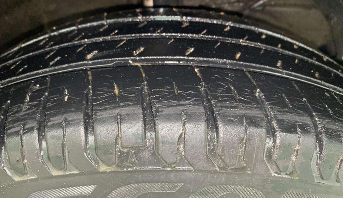 2019 Maruti Ertiga ZXI+ SHVS, Petrol, Manual, 34,841 km, Right Front Tyre Tread