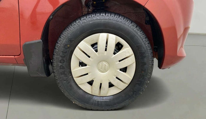 2014 Maruti Alto 800 LXI, Petrol, Manual, 43,833 km, Right Front Wheel