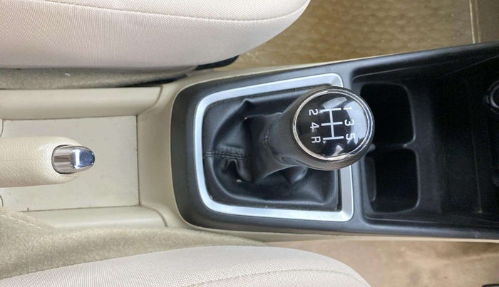 2019 Maruti Dzire VXI, Petrol, Manual, 96,049 km, Gear Lever