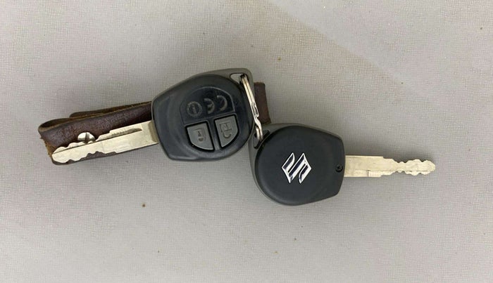 2019 Maruti Dzire VXI, Petrol, Manual, 96,049 km, Key Close Up
