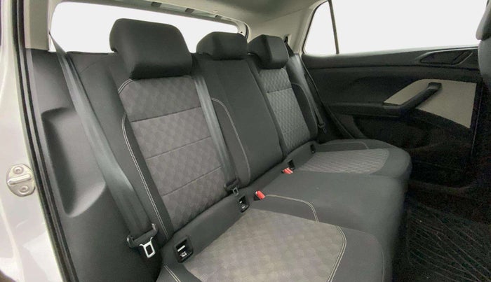 2021 Volkswagen TAIGUN COMFORTLINE 1.0 TSI MT, Petrol, Manual, 52,776 km, Right Side Rear Door Cabin