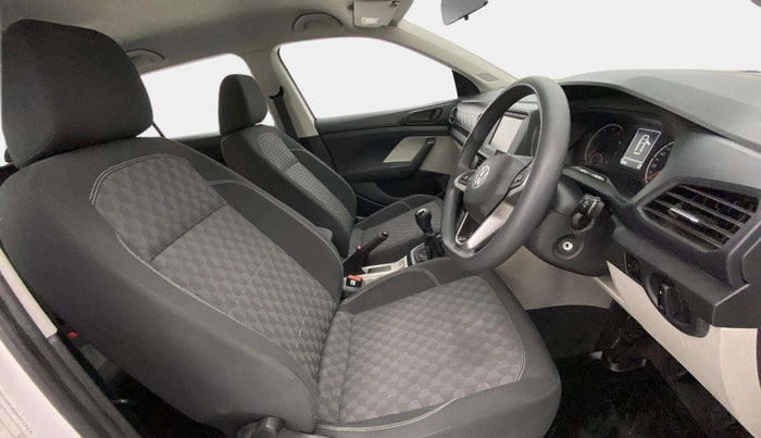 2021 Volkswagen TAIGUN COMFORTLINE 1.0 TSI MT, Petrol, Manual, 52,776 km, Right Side Front Door Cabin