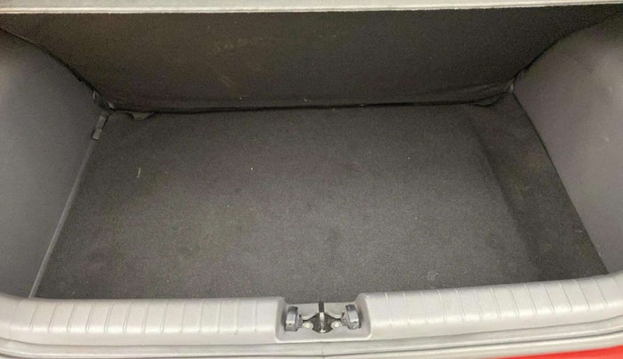 2021 Hyundai GRAND I10 NIOS ASTA AMT 1.2 KAPPA VTVT, Petrol, Automatic, 11,440 km, Boot Inside