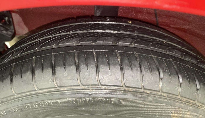 2021 Hyundai GRAND I10 NIOS ASTA AMT 1.2 KAPPA VTVT, Petrol, Automatic, 11,440 km, Right Rear Tyre Tread