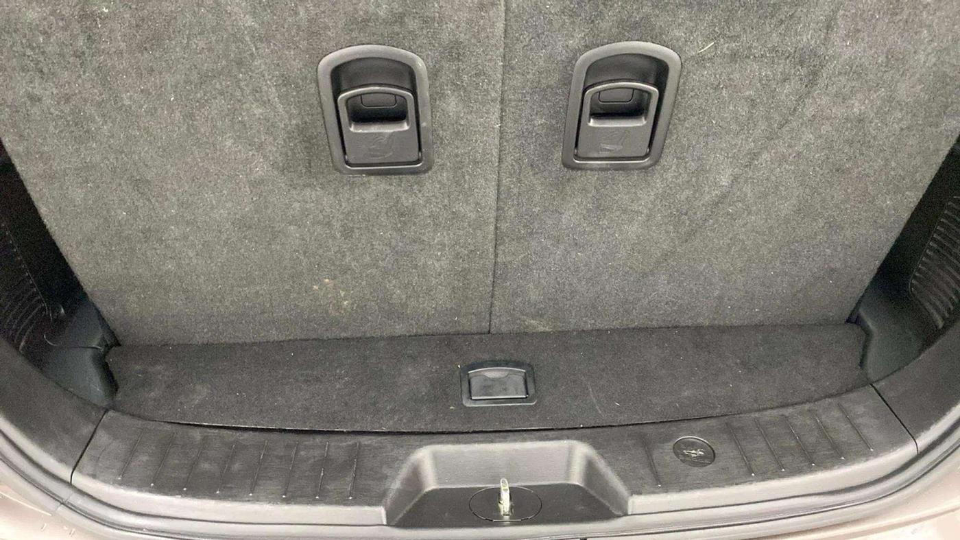 2018 Mahindra XUV500 W11 (O) AT, Diesel, Automatic, 55,415 km, Boot Inside