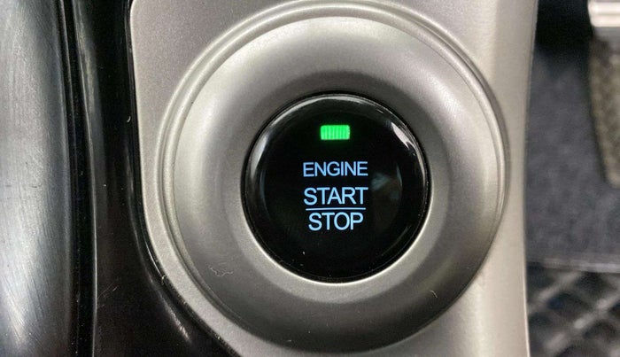 2018 Mahindra XUV500 W11 (O) AT, Diesel, Automatic, 55,415 km, Keyless Start/ Stop Button