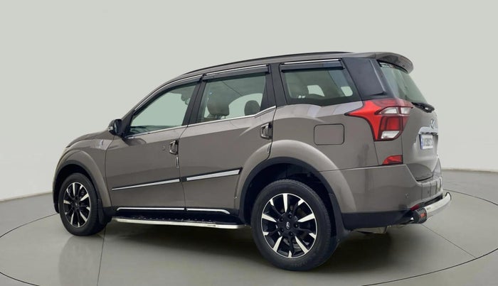 2018 Mahindra XUV500 W11 (O) AT, Diesel, Automatic, 55,415 km, Left Back Diagonal