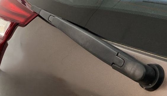 2018 Mahindra XUV500 W11 (O) AT, Diesel, Automatic, 55,415 km, Rear Wiper
