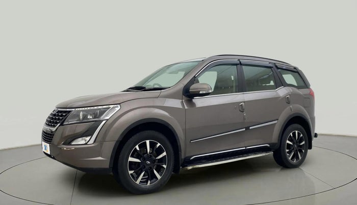 2018 Mahindra XUV500 W11 (O) AT, Diesel, Automatic, 55,415 km, Left Front Diagonal