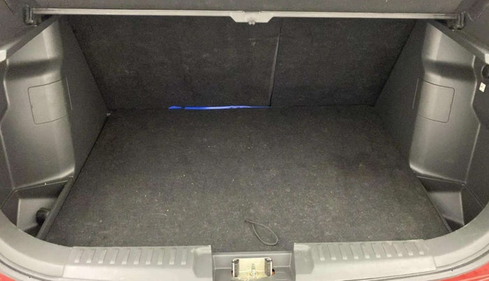 2016 Maruti Vitara Brezza ZDI, Diesel, Manual, 73,036 km, Boot Inside