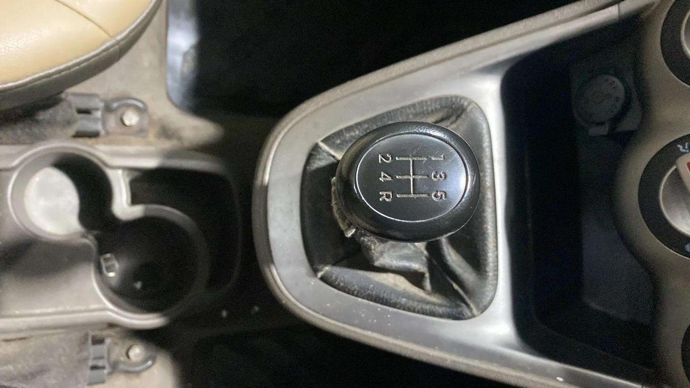 2016 Hyundai i10 MAGNA 1.1, Petrol, Manual, 39,044 km, Gear Lever