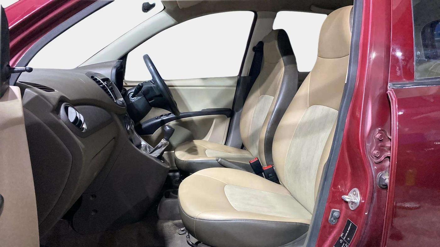 2016 Hyundai i10 MAGNA 1.1, Petrol, Manual, 39,044 km, Right Side Front Door Cabin