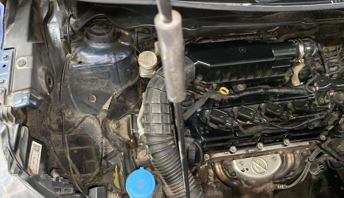 2019 Maruti XL6 ZETA AT, Petrol, Automatic, 94,037 km, Engine View - Right