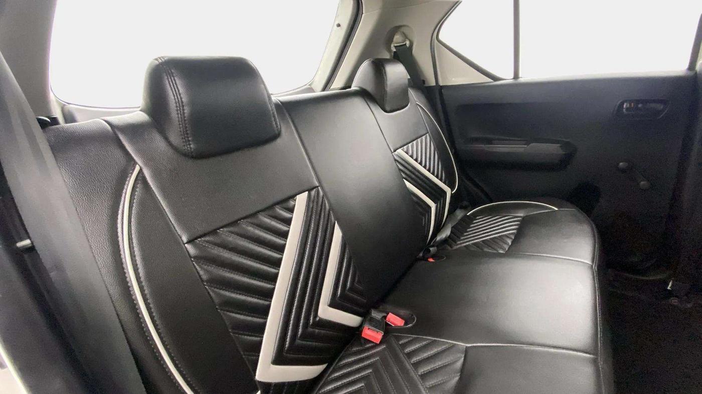 2018 Maruti IGNIS SIGMA 1.2, Petrol, Manual, 94,165 km, Right Side Rear Door Cabin