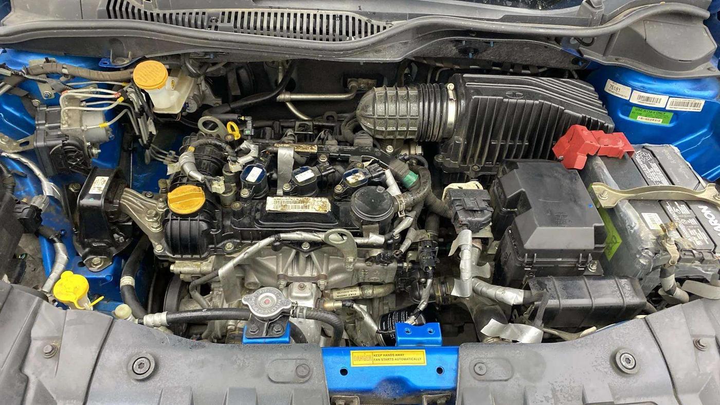 2021 Tata ALTROZ XZ PETROL, Petrol, Manual, 29,672 km, Engine View