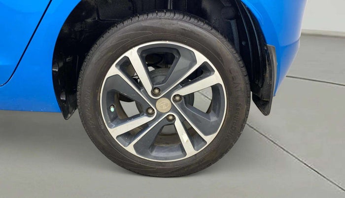2021 Tata ALTROZ XZ PETROL, Petrol, Manual, 29,649 km, Left Rear Wheel