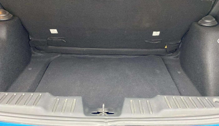 2021 Tata ALTROZ XZ PETROL, Petrol, Manual, 29,649 km, Boot Inside