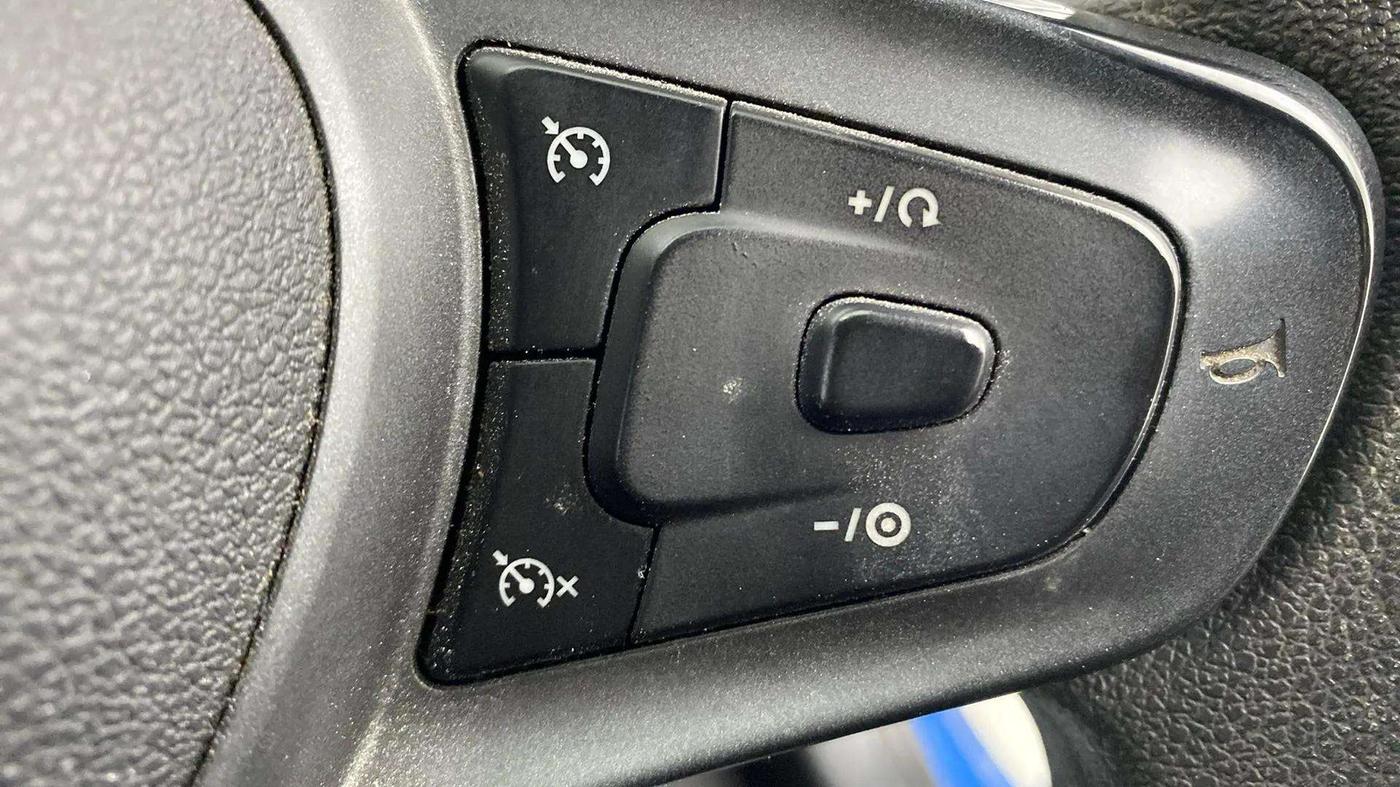 2021 Tata ALTROZ XZ PETROL, Petrol, Manual, 29,672 km, Adaptive Cruise Control