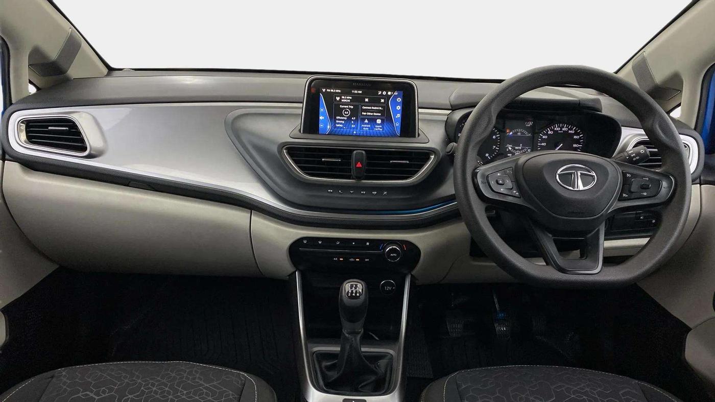2021 Tata ALTROZ XZ PETROL, Petrol, Manual, 29,672 km, Dashboard