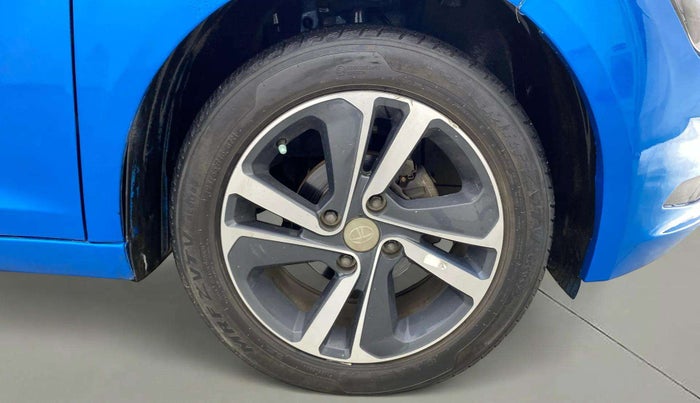2021 Tata ALTROZ XZ PETROL, Petrol, Manual, 29,649 km, Right Front Wheel