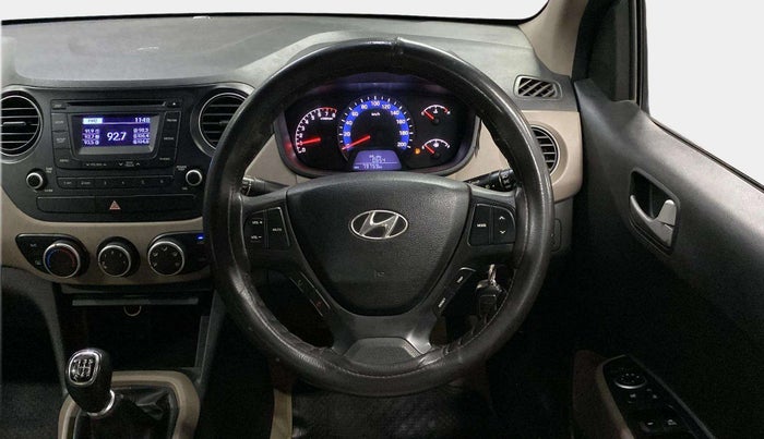 2015 Hyundai Xcent S (O) 1.2, Petrol, Manual, 79,743 km, Steering Wheel Close Up