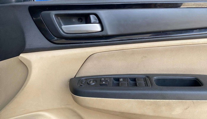 2019 Honda Amaze 1.2L I-VTEC S, Petrol, Manual, 51,337 km, Driver Side Door Panels Control