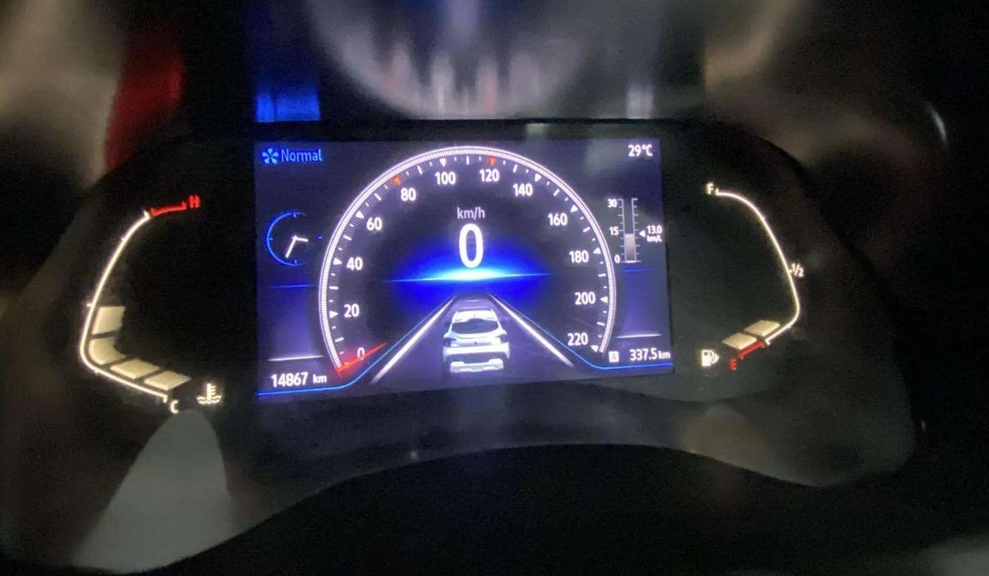 2022 Renault Kiger RXZ TURBO MT DUAL TONE, Petrol, Manual, 14,894 km, Odometer Image