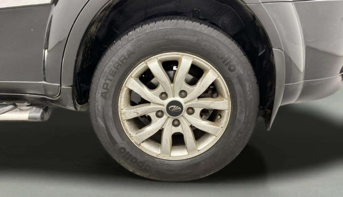 2015 Mahindra XUV500 W10, Diesel, Manual, 84,897 km, Left Rear Wheel