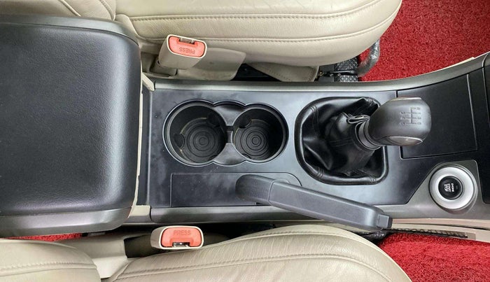 2015 Mahindra XUV500 W10, Diesel, Manual, 84,897 km, Gear Lever