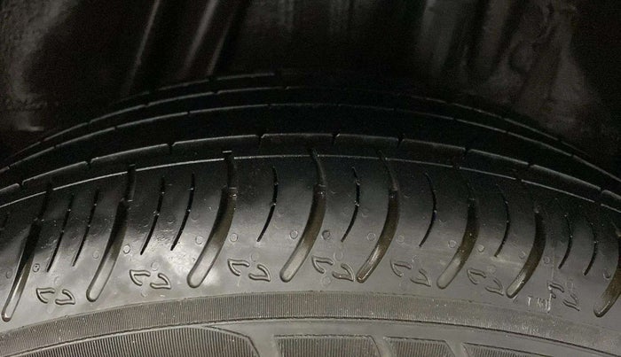 2017 Honda WR-V 1.2L I-VTEC VX MT, Petrol, Manual, 68,388 km, Left Rear Tyre Tread
