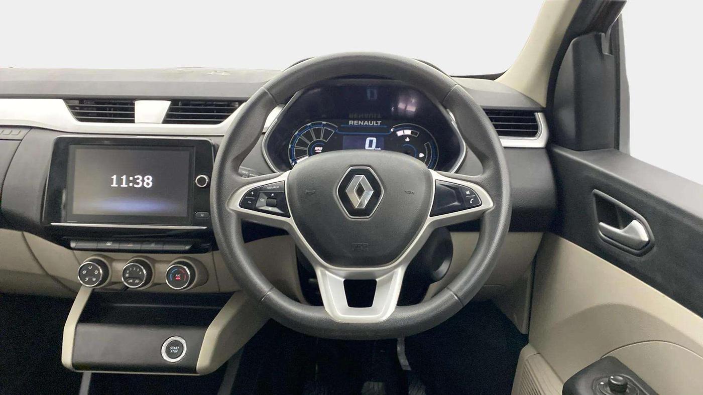 2022 Renault TRIBER RXZ, Petrol, Manual, 15,447 km, Steering Wheel Close Up