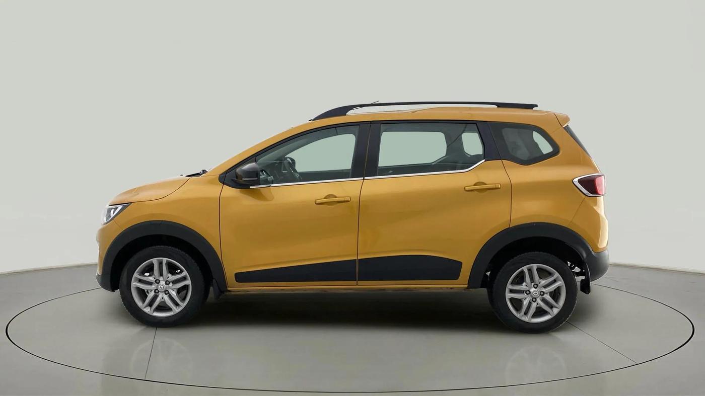 2022 Renault TRIBER RXZ, Petrol, Manual, 15,447 km, Left Side