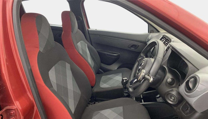 2021 Renault Kwid RXT 1.0 (O), Petrol, Manual, 15,642 km, Right Side Front Door Cabin